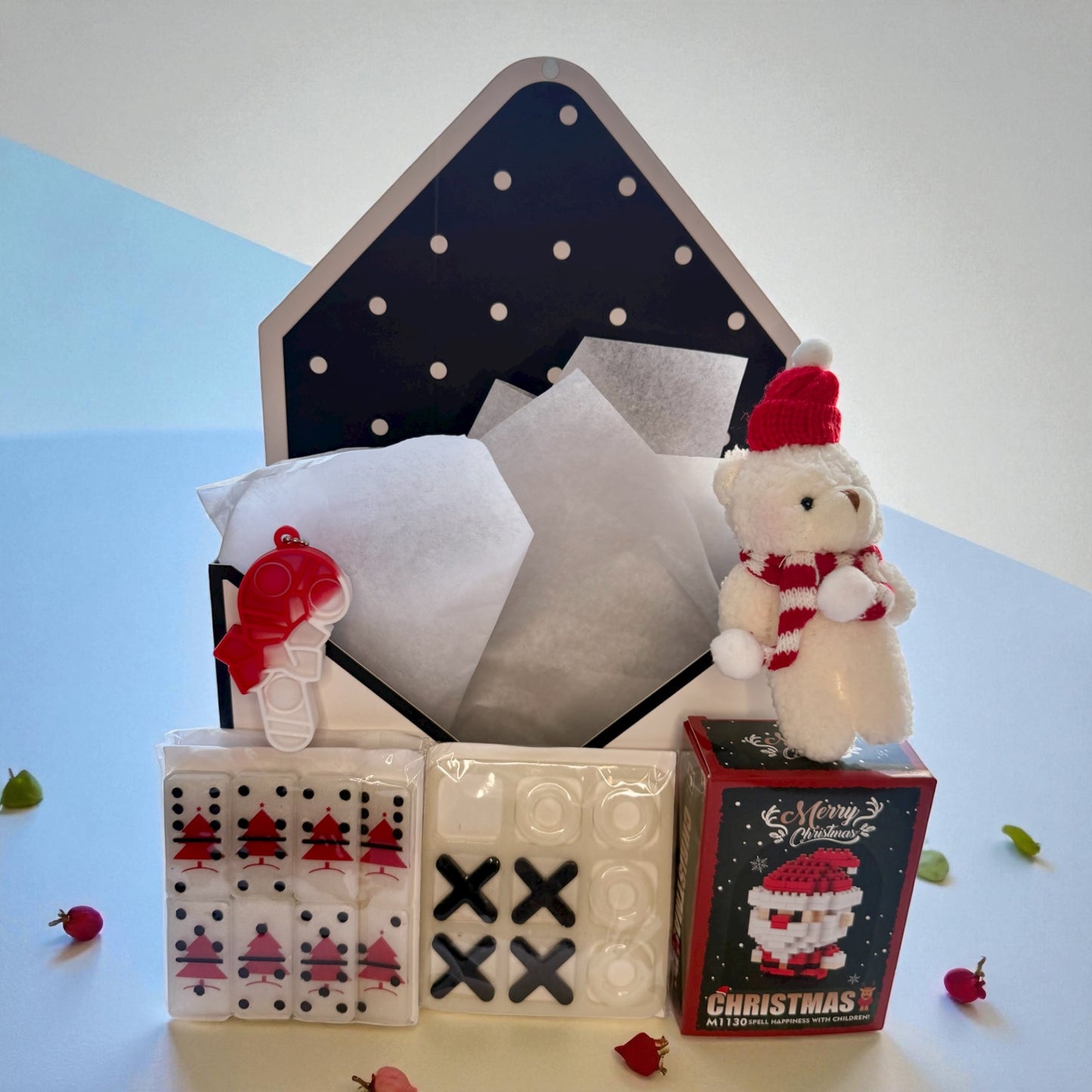 Let’s Play! [Christmas Domino]