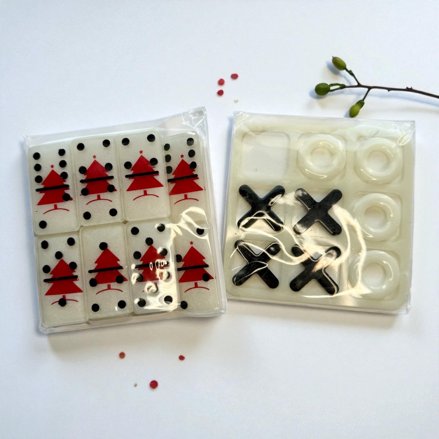 Let’s Play! [Christmas Domino]