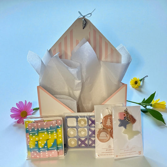 Let’s Play! [Tie-Dye Domino]